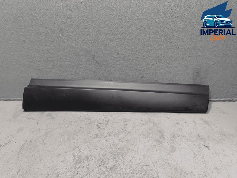 HONDA PILOT FRONT RIGHT PASSENGER SIDE DOOR LOWER MOLDING OEM 2016 - 2022