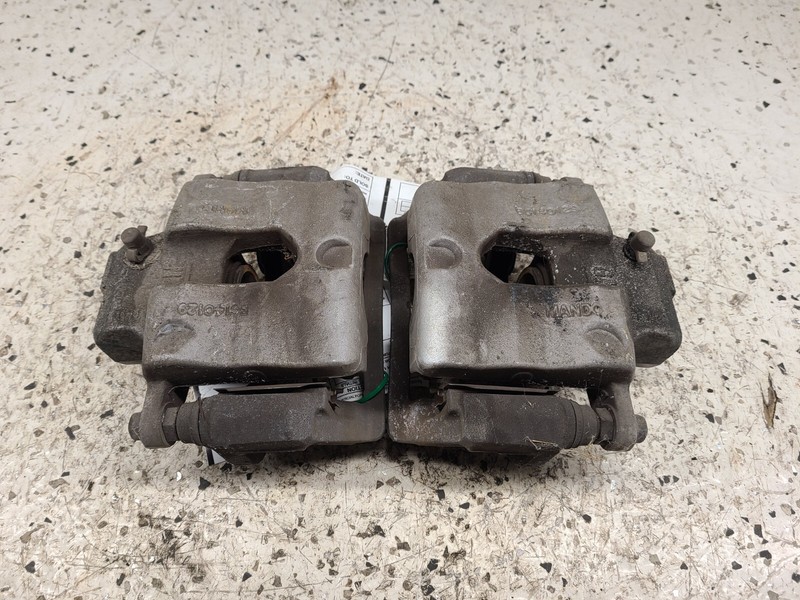 Cadillac CTS Brake Caliper Pair Rear Driver LT Passenger RT J55 17" Whl OEM 2008
