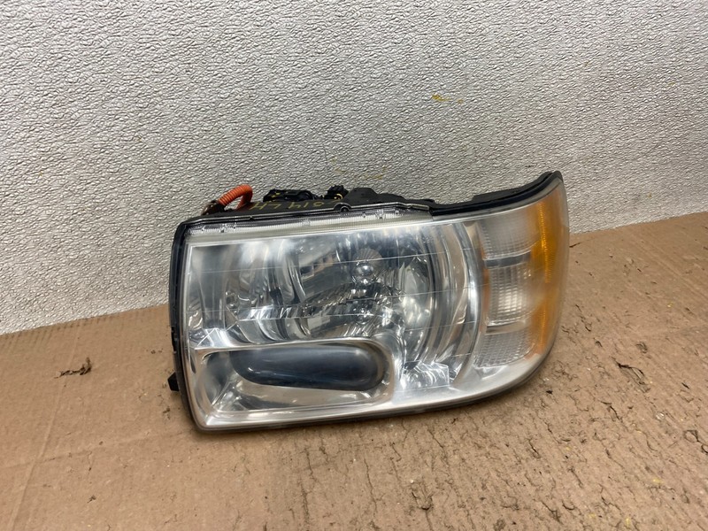 2001 to 2003 Infiniti QX4 Xenon HID Driver Left LH Side Headlight OEM Y5010 DW