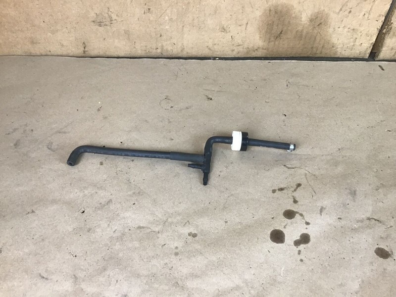 Audi R8 2011 Check Valve Hose Pipe Line 08-12 ; :O