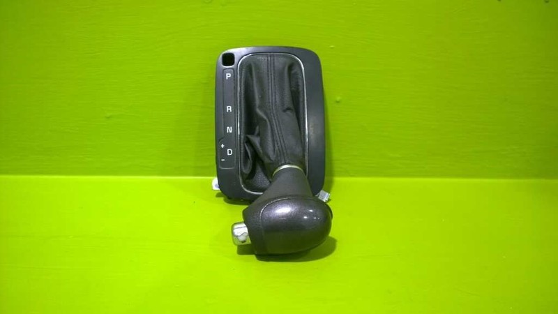 14 15 16 17 18 FORTE AT GEAR SHIFT KNOB LEVER BEZEL OEM 3872-10