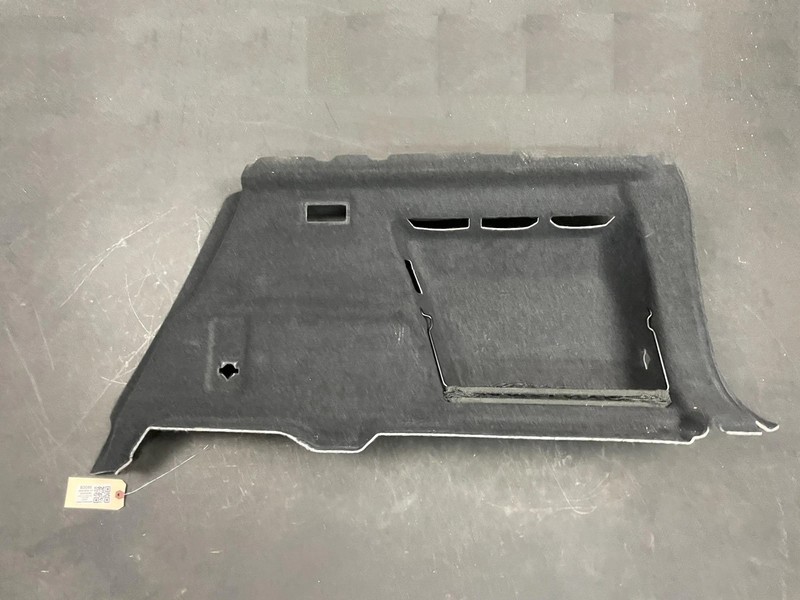 Right Quarter Trim Panel 2018 BMW X1 51477425348 2016 2017 2019 2020 - 2022