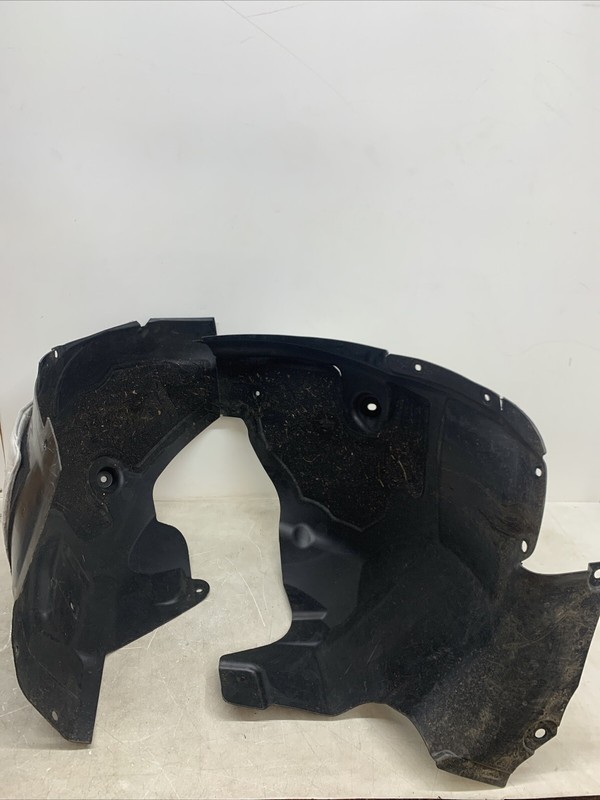 24-25 Tesla Model 3 Front Left Fender Splash Shield OEM 1694553-00-E 36082
