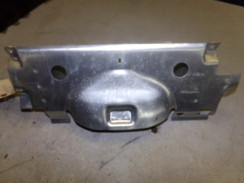 2003 Chevy Impala Lower Dash Mount 104476325 *FREE SHIPPING*