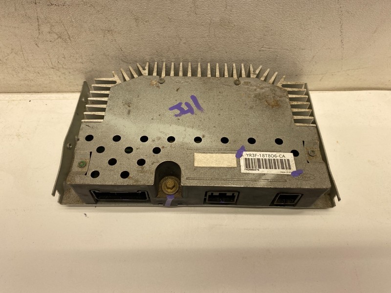 1999-2004 FORD MUSTANG AUDIO RADIO AMP AMPLIFIER ASSEMBLY OEM