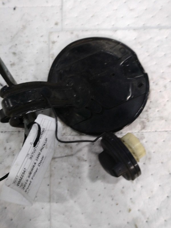 2015 GMC Sierra 1500 Fuel Filler Door Black OEM Used 141K Miles NJ25-22347