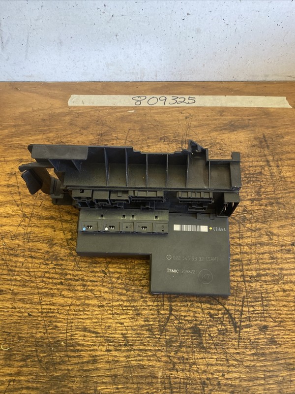MERCEDES CLK55 AMG 00-03 FUSE RELAY SAM MODULE BODY CONTROL UNIT WIPERS RELAY