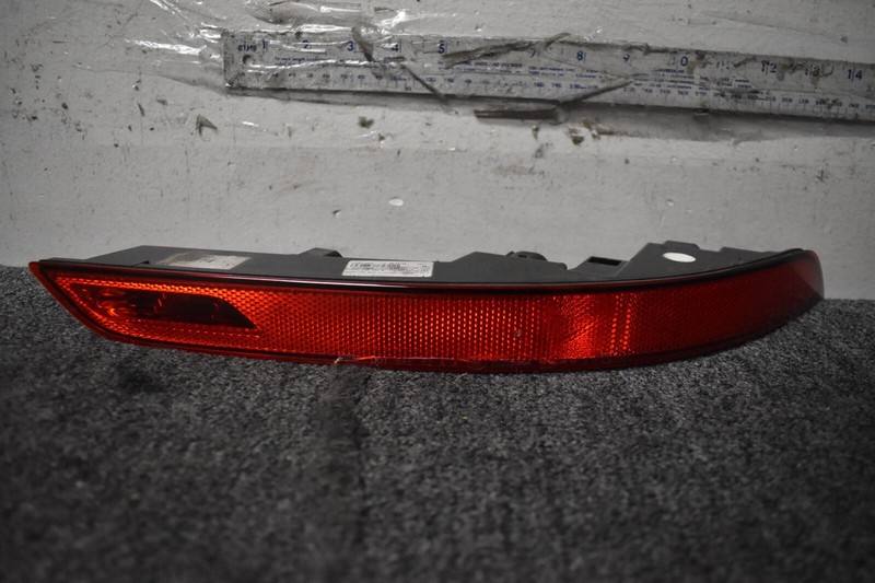 2015-2017 PORSCHE CAYENNE REAR REFLECTOR LIGHT FACTORY OEM