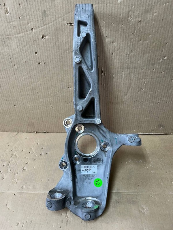 ✅ 20-25 Tesla Model YFront Driver Left Side Steering Knuckle 1188311-00-E