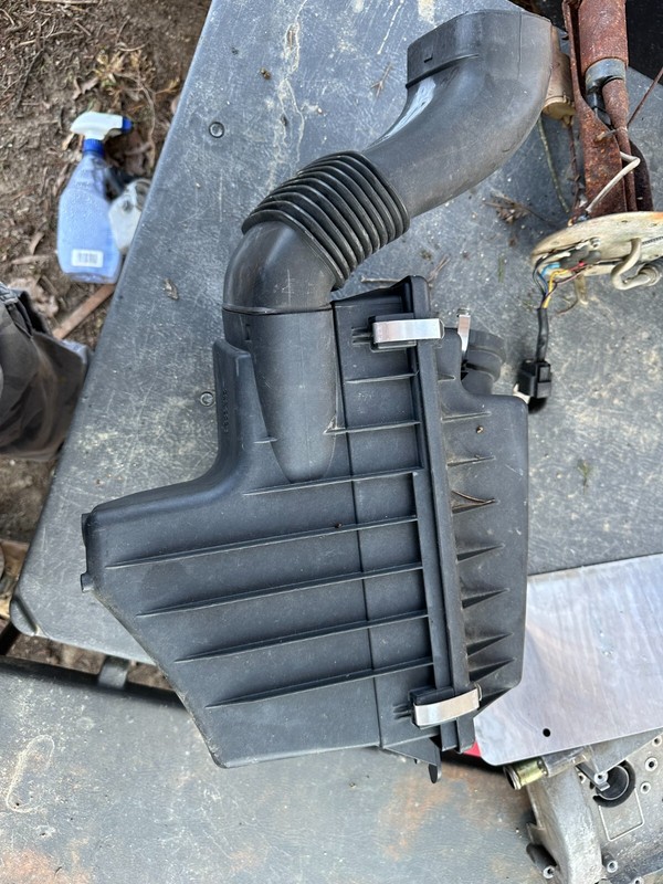 01-06 BMW X5 OEM 3.0 AIR FILTER CLEANER BOX INTAKE ASSEMBLY