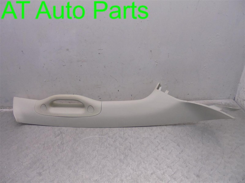 08-12 Chrysler Town & Country PASSANGER A PILLAR SILVER OEM C293001AA
