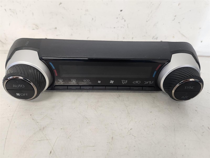 2019-2024 Toyota Rav4 Temperature Ac Heater Climate Control 84010-0R040