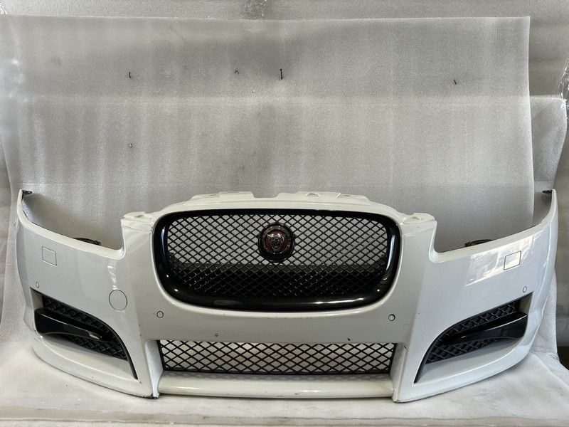 2013 2014 2015 JAGUAR XF FRONT BUMPER COVER WITH GRILLE 3.0L POLARIS WHITE NER