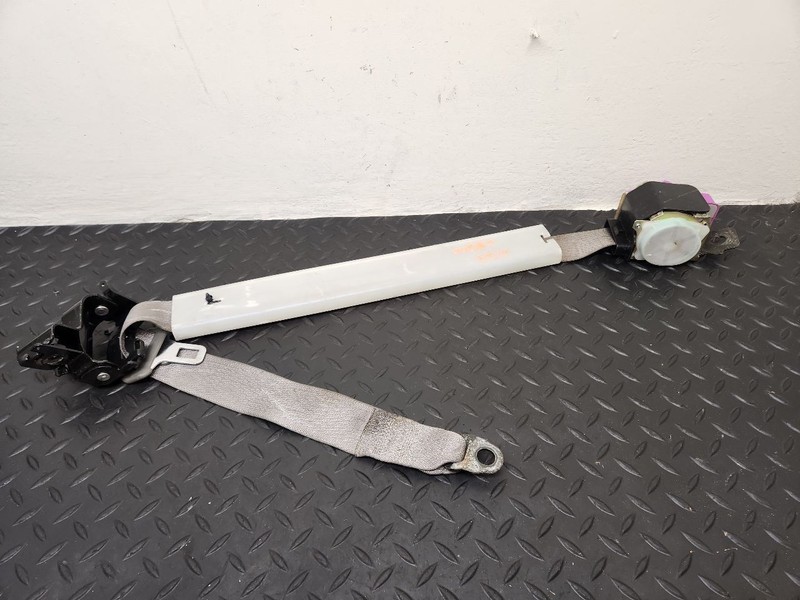 02-04 GMC Envoy Front Right Passenger Belt Retractor Gray OEM 88956143