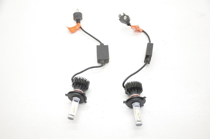 96-02 Toyota 4Runner 4WD Pair of Aftermarket LED Headlight Bulbs SM00C00L017057