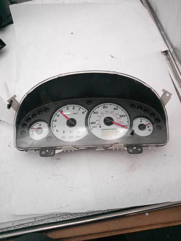 Used Speedometer Gauge fits: 2004 Ford Escape cluster MPH ID 3L8T-10849-AC Grade