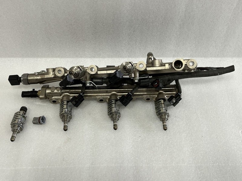 2001 2002 2003 2004 2005 LEXUS GS300 IS300 FUEL INJECTORS WITH RAIL RAMP
