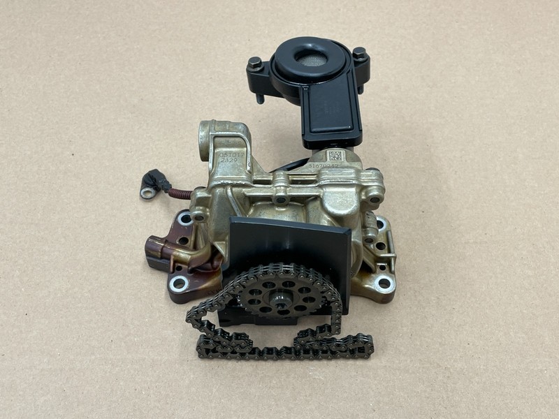 18 19 20 21 22 Volvo XC60 Engine Oil Pump Assembly 2.0L 1603 OEM