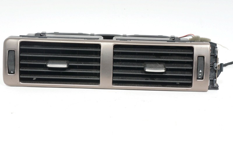 2000 2001 AUDI A6 C5 DASH CENTER A/C HEATER AIR VENT GRILLE OEM