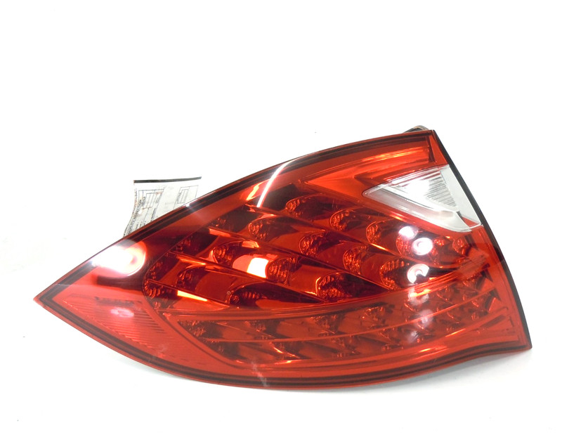2011-2014 Porsche Cayenne Quarter Panel Mounted Tail Light Driver Left OEM