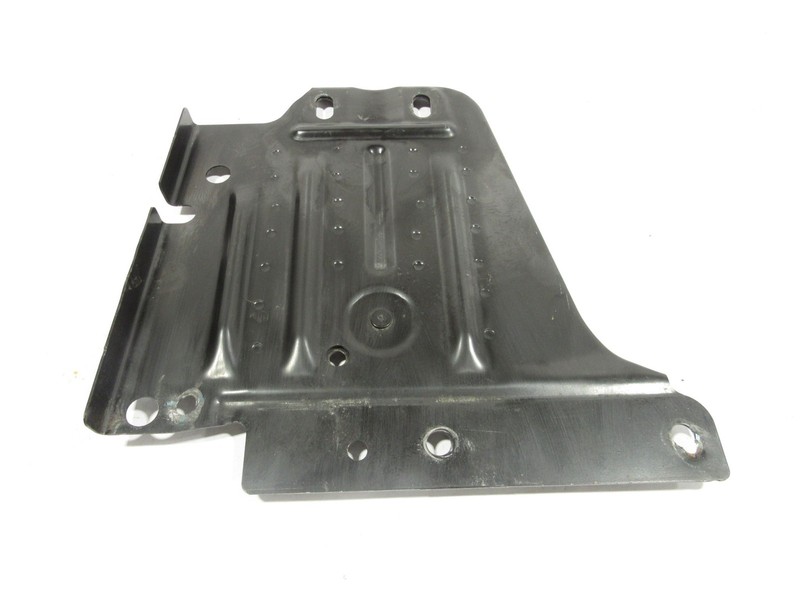 Rivian R1S 2024 Front Left Body Frame Mount Bracket Plate 21-26 @1