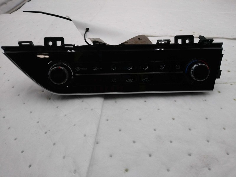 Used A/C Selector Switch fits: 2020 Hyundai Sonata US market gasoline manual tem
