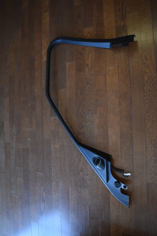 2019 LAND ROVER VELAR INNER DOOR RIGHT SIDE SURROUND TRIM FACTORY OEM