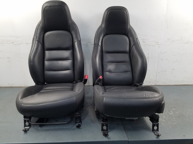 2011 Chevy Corvette C6 Leather Power / Manual Seat Set - #2568 O5