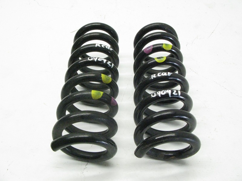08-17 MERCEDES W207 E350 CONVERTIBLE REAR RIGHT LEFT SUSPENSION SPRING 090921