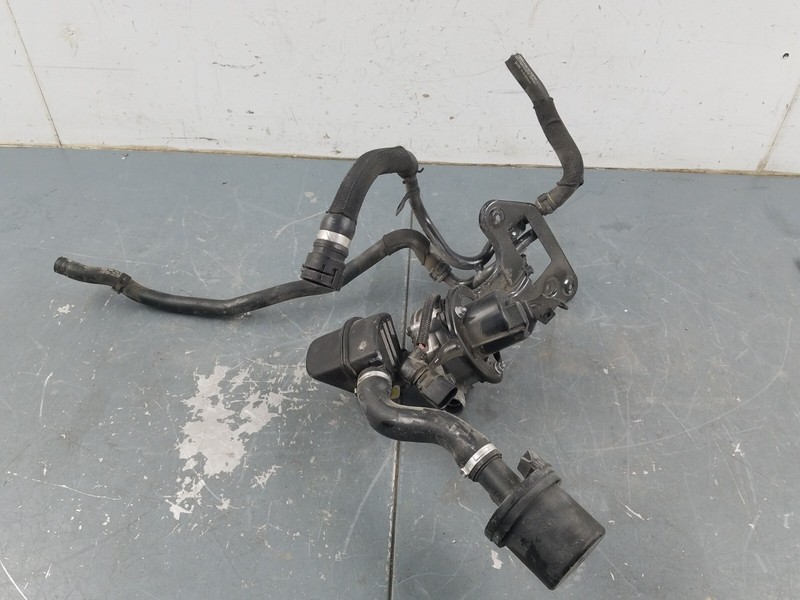 2016 14 15 16 17 Audi RS7 Quattro Additional Coolant Pump Assembly #4402 X6