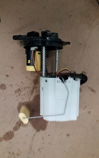 Fuel Pump VIN J 11th Digit Limited Tank Mounted Fits 11-17 ACADIA 220978