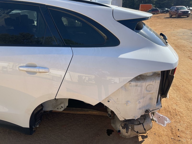 17-20 JAGUAR F-PACE X761 LEFT DRIVER SIDE QUARTER PANEL SECTION CUT