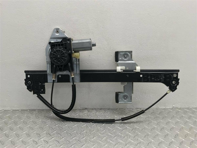 02-09 TRAILBLAZER DRIVER REAR POWER WINDOW REGULATOR WITH MOTOR OEM 135-01906L