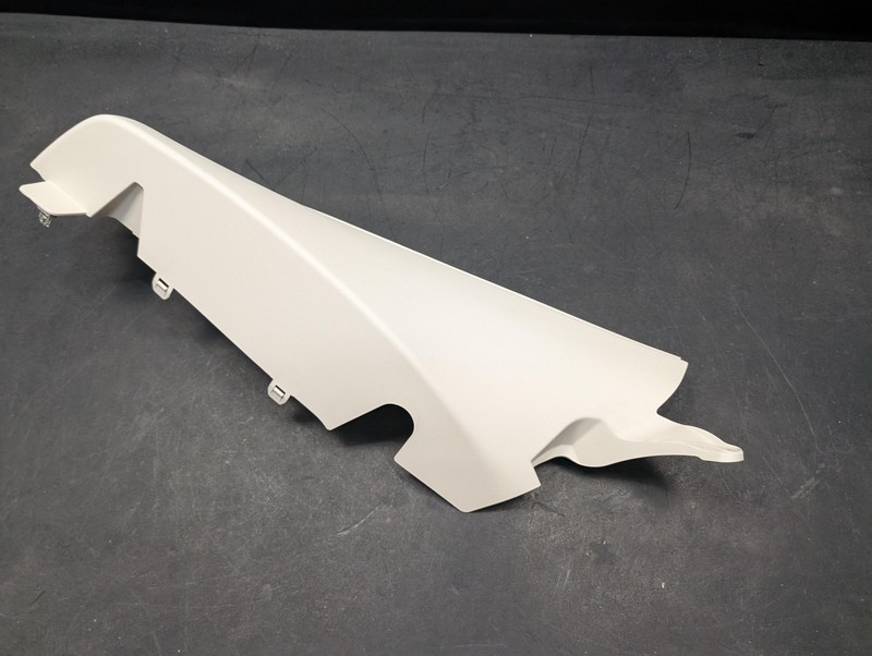Rear Left C-Pillar Lower Trim Panel 2022 Buick Envision 2021 2023