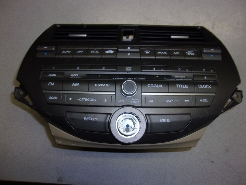 Honda Pioneer In Dash CD AC Heater Vent Temperature Panel DEX-3627