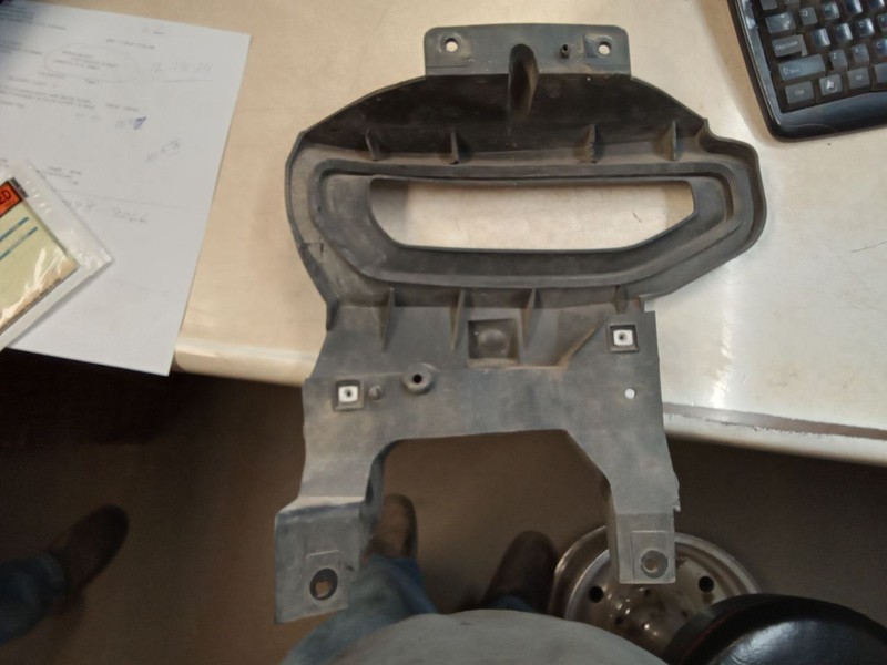 Driver Corner/Park Light BEZEL CLASIC Fits 16-19 SIERRA 1500 PICKUP 499523
