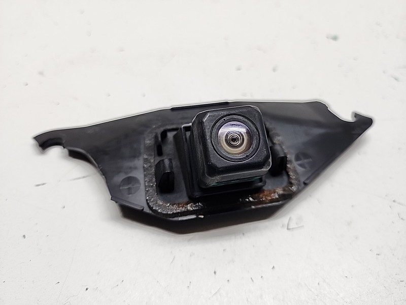2012 - 2016 Toyota Sequoia Rear View Backup Camera OEM | 86790-0C010