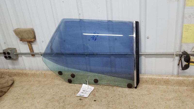 Passenger Right Rear Door Glass Electra Fits 71-74 BUICK 307044