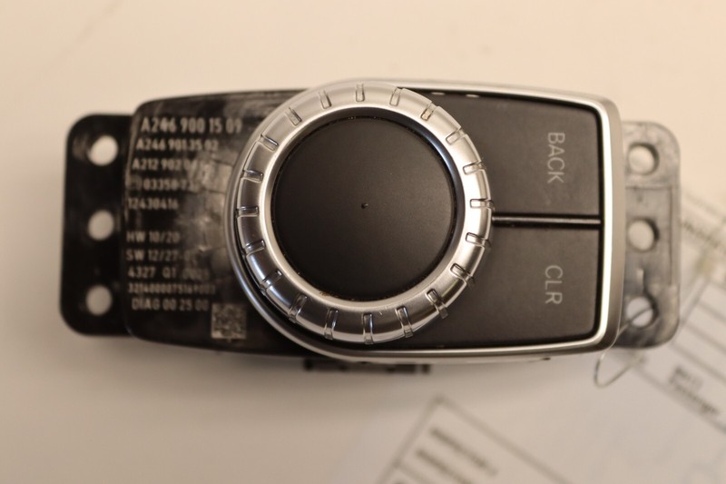 2014-2016 MERCEDES CLA CLASS CLA45 AMG C117 CONSOLE RADIO MEDIA CONTROL KNOB OEM