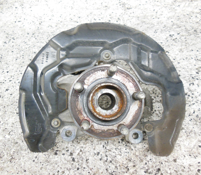 2016-2018 Lincoln MKX Front Spindle Knuckle Hub Driver Left LH OEM