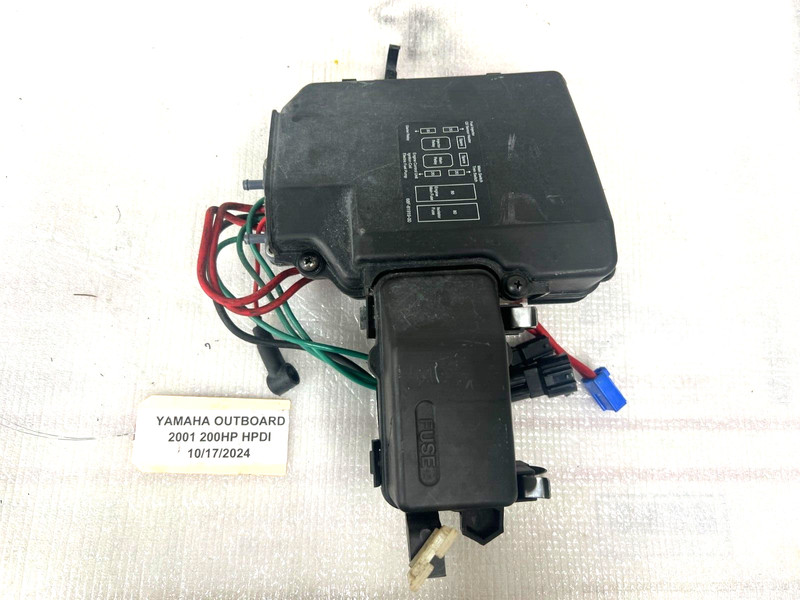 YAMAHA OUTBOARD Z200TXRC HPDI FUSE BOX SET 68F-82170-01-00 FRESHWATER!