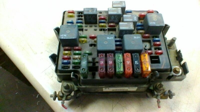 SILVRDO25 1999 Fuse Box, Engine 86538