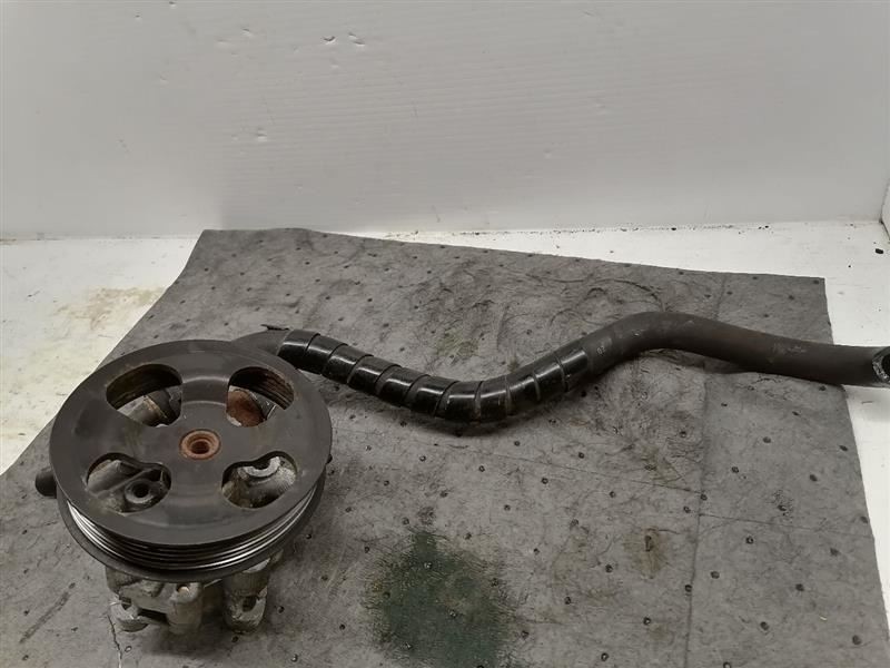 Power Steering Pump Fits 01-05 RAV4 1068954