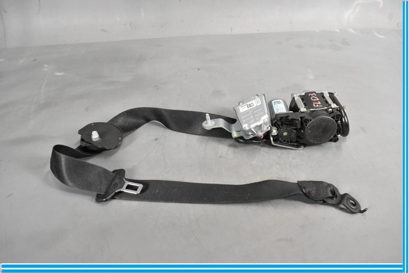 10-14 Mercedes W218 E550 CLS550 Front Left Driver Side Seat Belt Black OEM