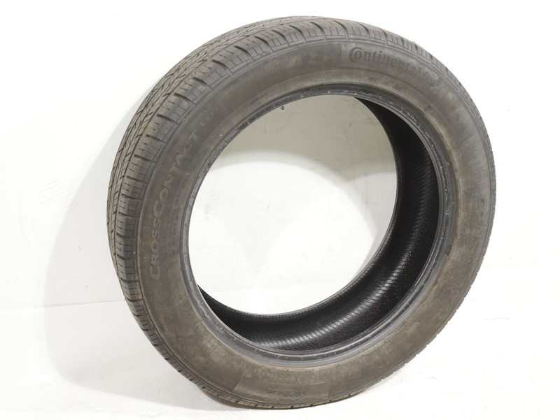 Used Tire Continental CrossContact XL25 / 235/55/R19 102H Life 70% OEM (LOCAL)