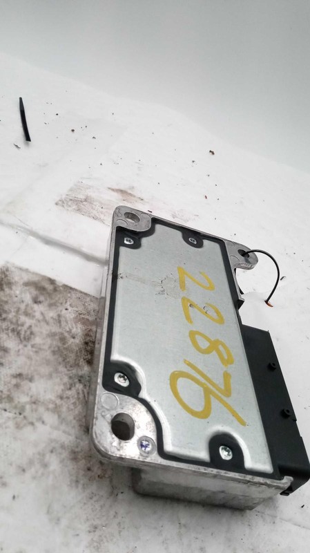 Used Air Bag Module fits: 2009 Saturn Aura Air Bag below center console Grade A