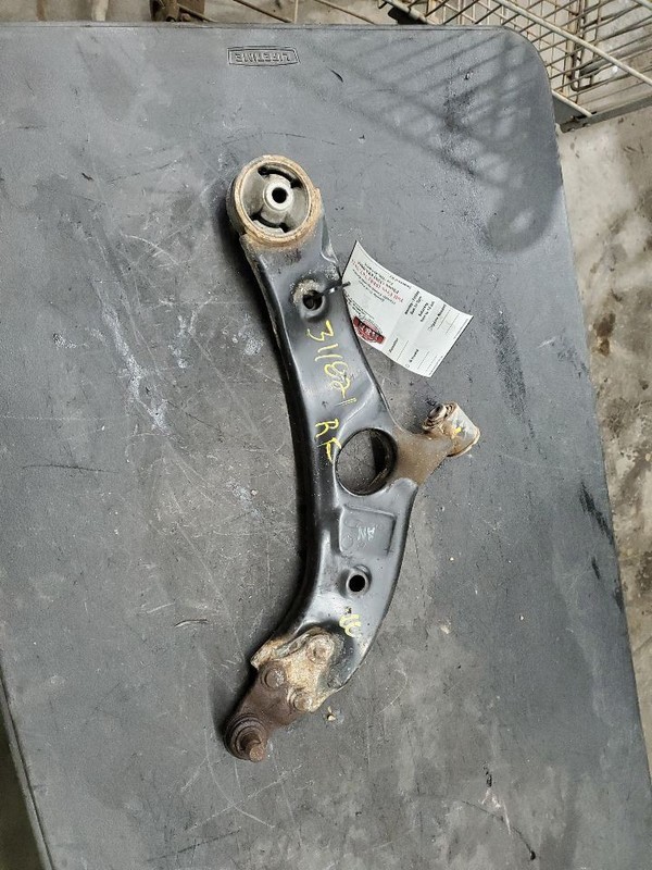 Passenger Lower Control Arm Front SWB Sport Fits 15-18 SANTA FE 293774