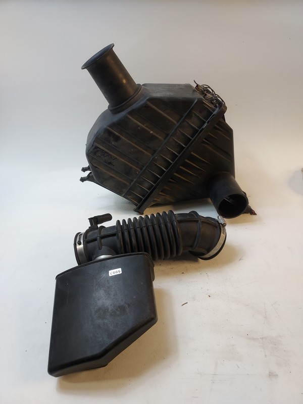 2005-07 Ford 500 Five Hundred Air Intake Cleaner Box w/ MAF & Resonator Tube OEM