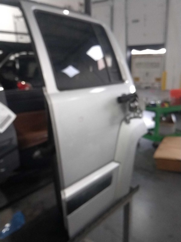 2010 Jeep Liberty Left Rear Door Silver OEM 4DR SUV 133K Miles