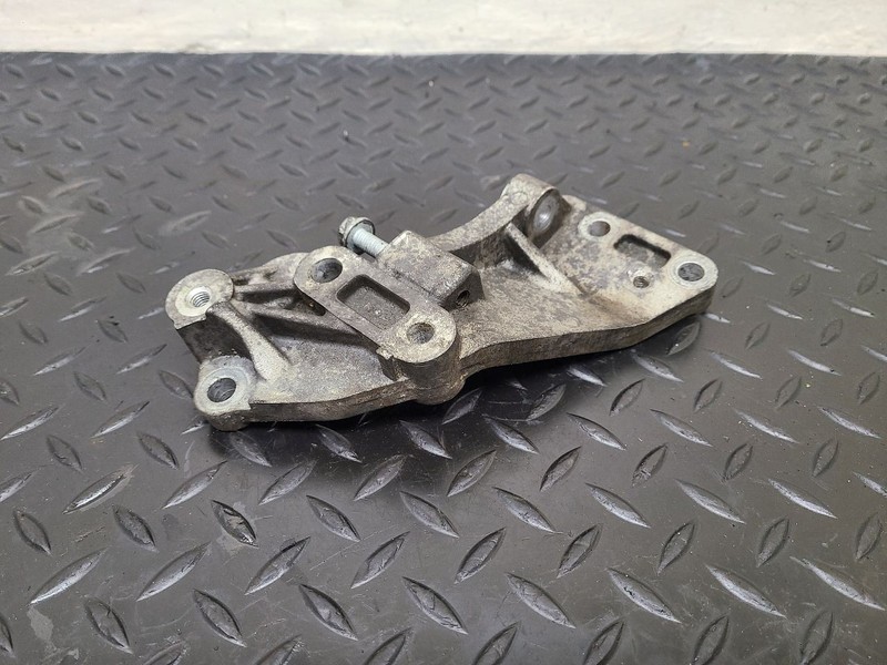 14-23 Jeep Cherokee 2.4L Alternator Bracket OEM 4627154AC